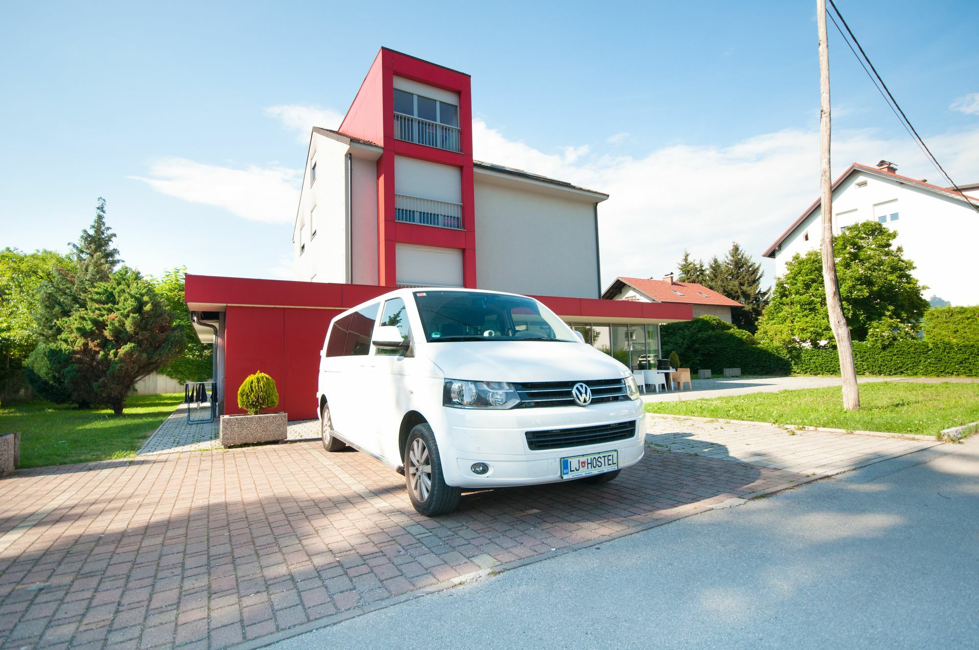 Simbol With Free Private Parking Hostel